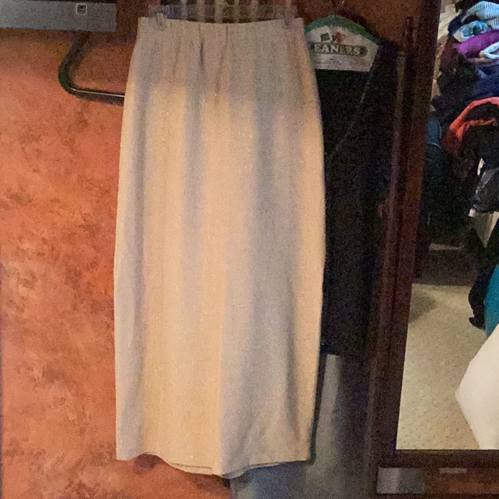 Elegant Cream Maxi Skirt